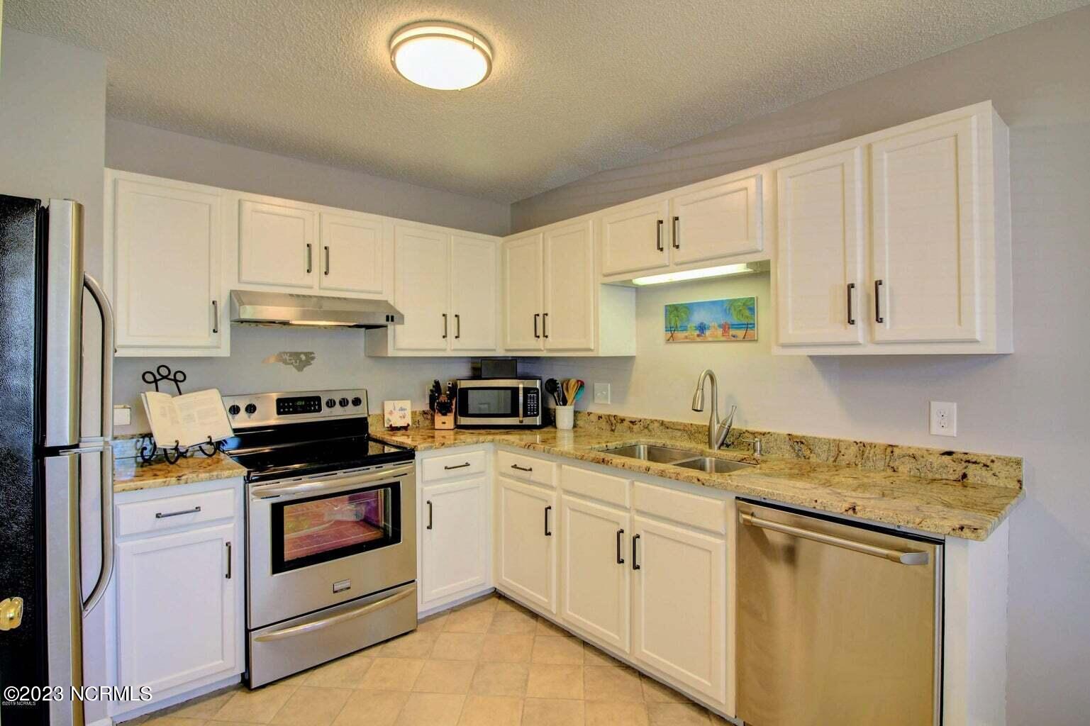 600 North 35th Street, Unit 602 Morehead City, NC 28557 - Photo 5 of 16 20190419175138247652000000-o