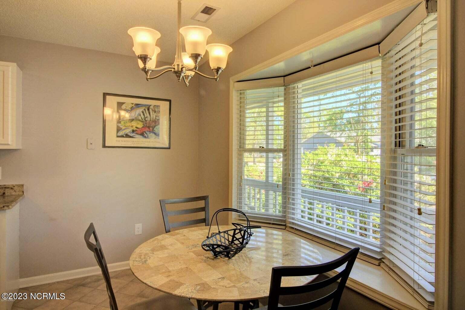 600 North 35th Street, Unit 602 Morehead City, NC 28557 - Photo 6 of 16 20190419175154903912000000-o