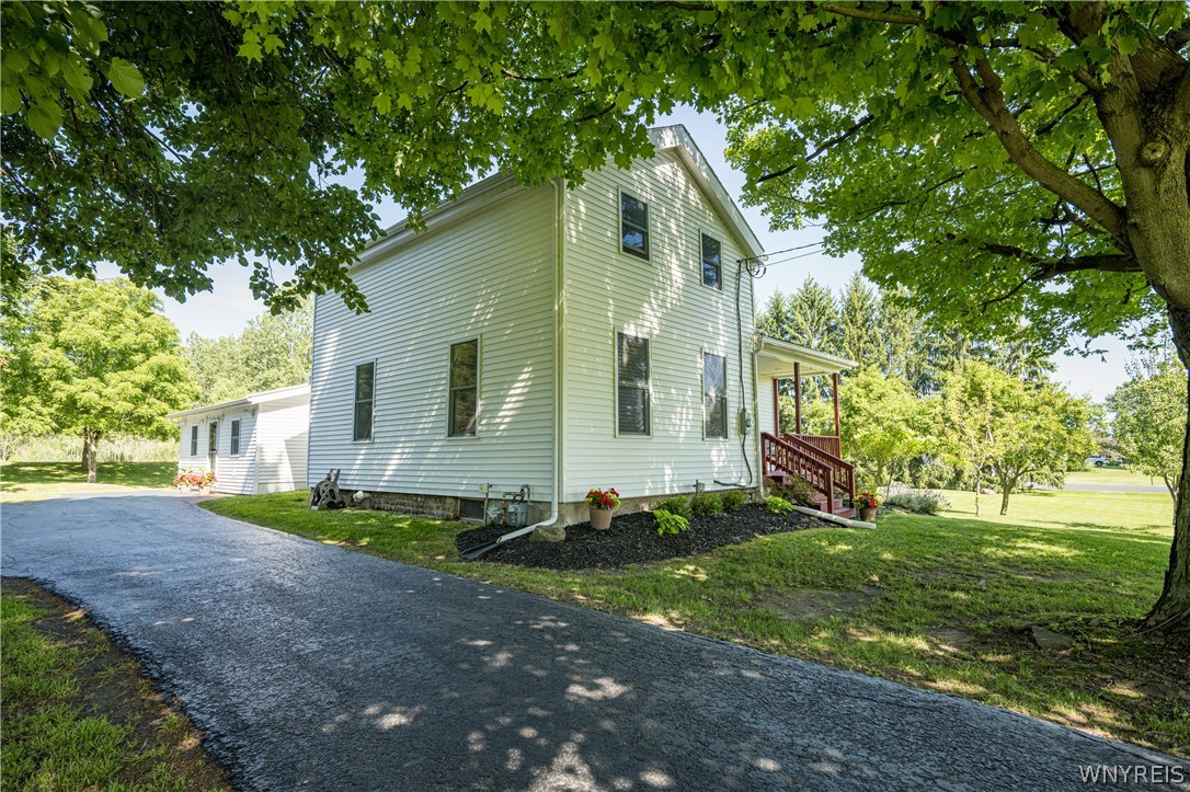 7424 South Pearl Road Oakfield, NY 14125 - Photo 3 of 50