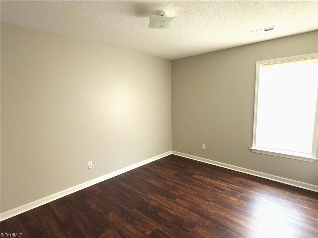729 Fox Ridge Road Greensboro, NC 27406 - Photo 30 of 33 Gallery Image 30
