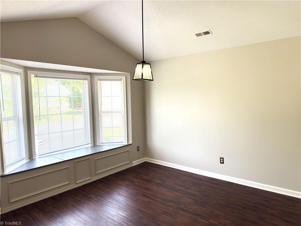 729 Fox Ridge Road Greensboro, NC 27406 - Photo 4 of 33 Gallery Image 4