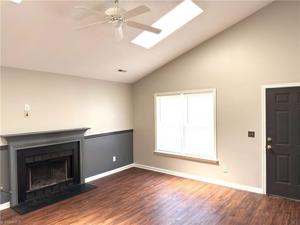 729 Fox Ridge Road Greensboro, NC 27406 - Photo 9 of 33 Gallery Image 9