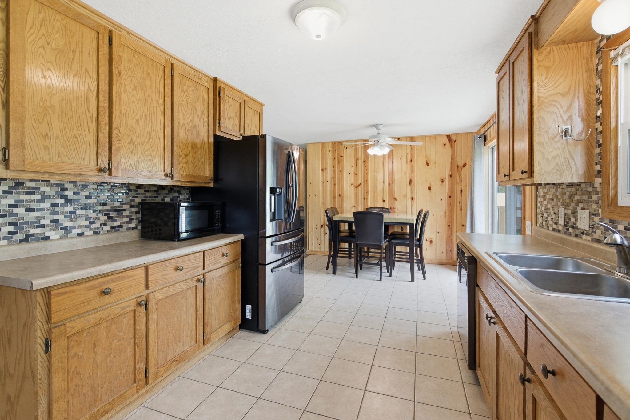 503 11th Street Brodhead, WI 53520 - Photo 7 of 20