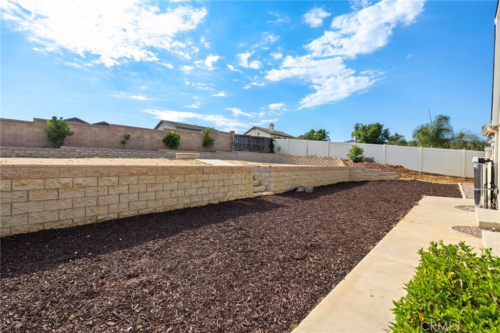 410 Palomino Road Fallbrook, CA 92028 - Photo 11 of 25 a view of a terrace view