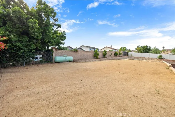 a view of an outdoor space and a yard