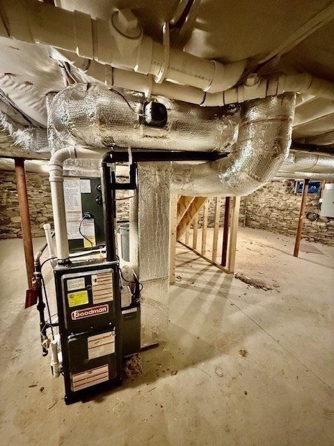 38 Colonial Road Webster, MA 01570 - Photo 35 of 38