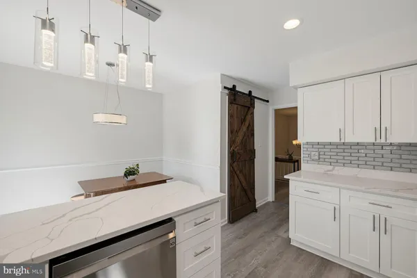 $840,000 | 7305 Langsford Court, Springfield, VA 22153