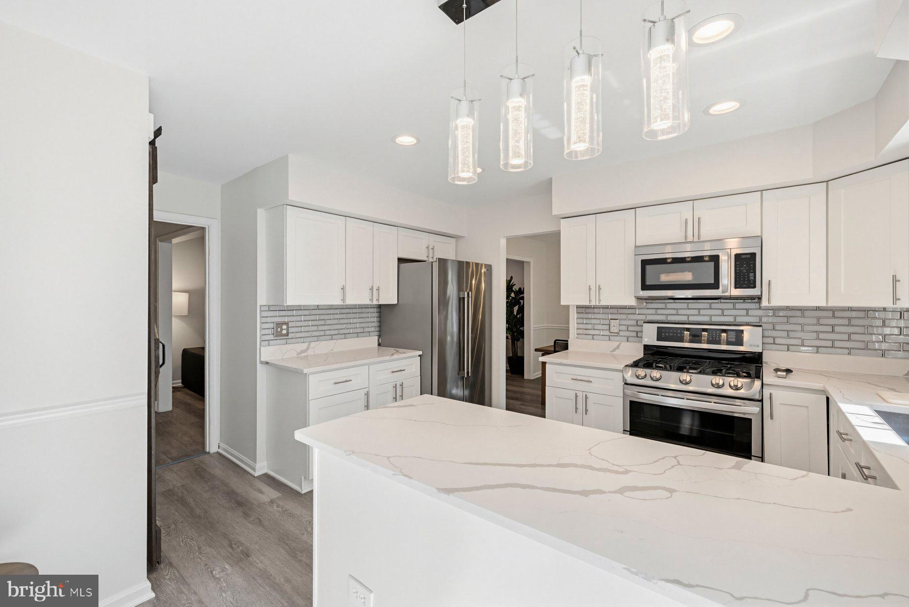 7305 Langsford Court Springfield, VA 22153 - Photo 13 of 42