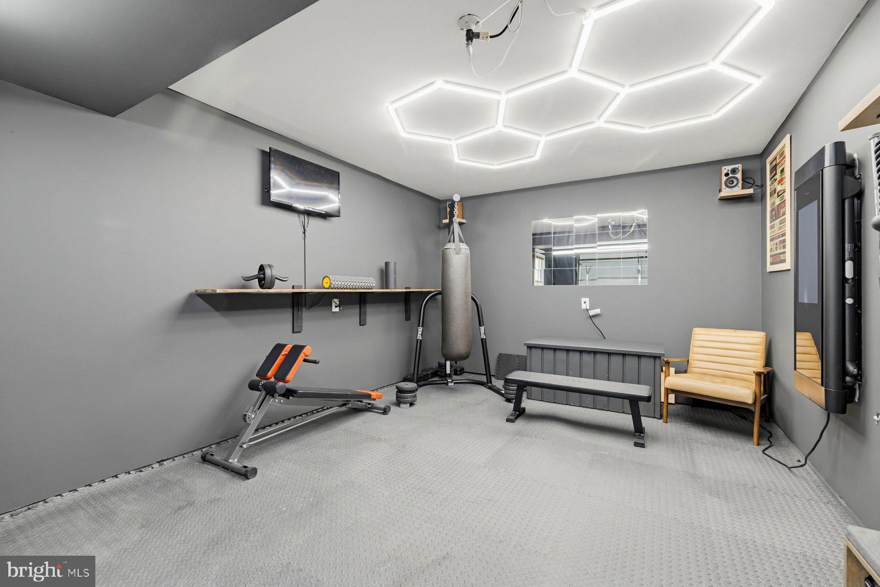 7305 Langsford Court Springfield, VA 22153 - Photo 36 of 42