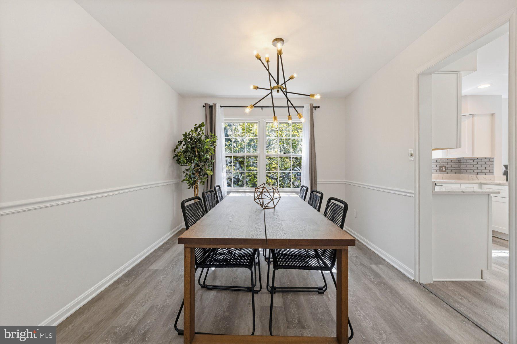 7305 Langsford Court Springfield, VA 22153 - Photo 8 of 42