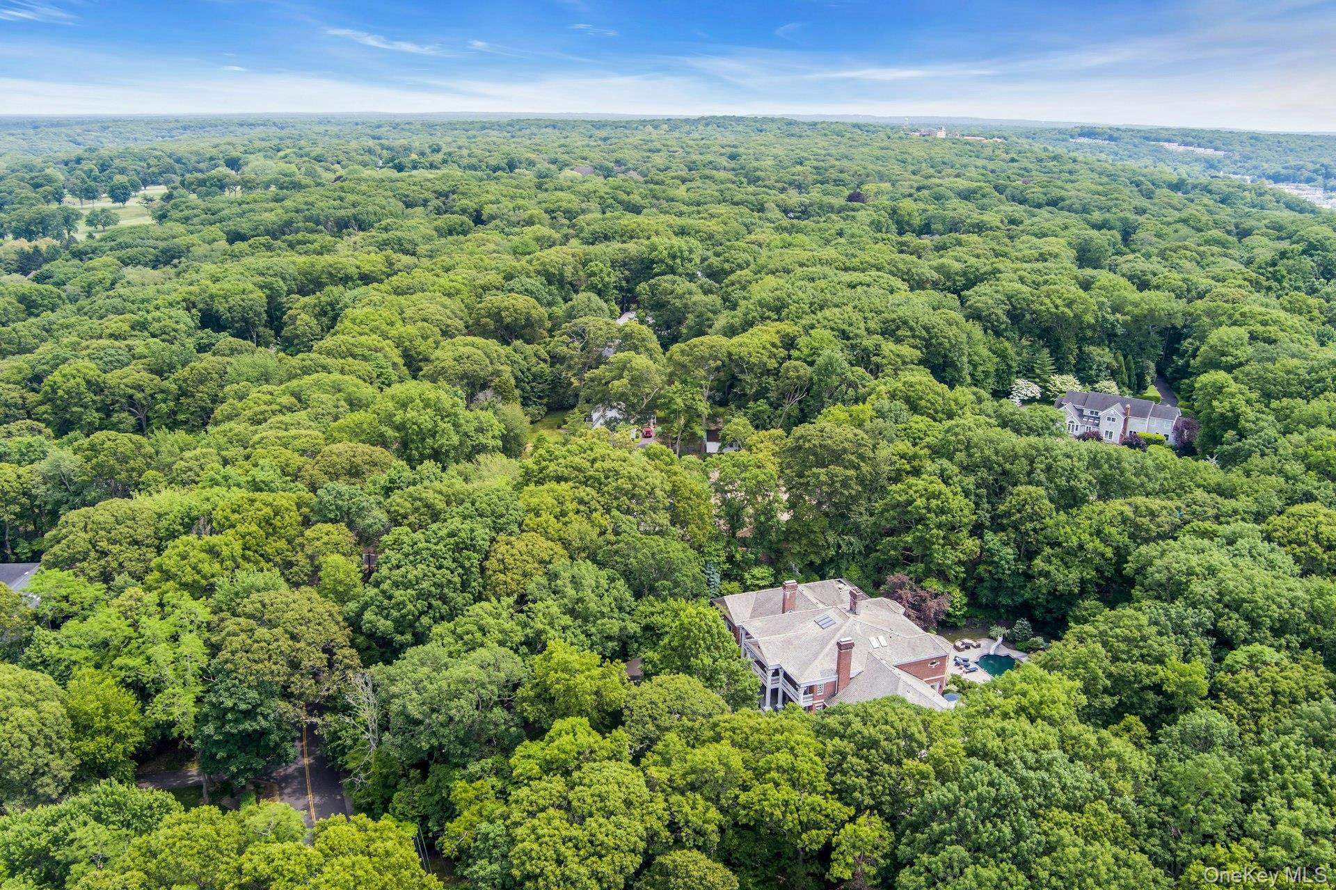 98 Cliff Road Port Jefferson, NY 11777 - Photo 39 of 47