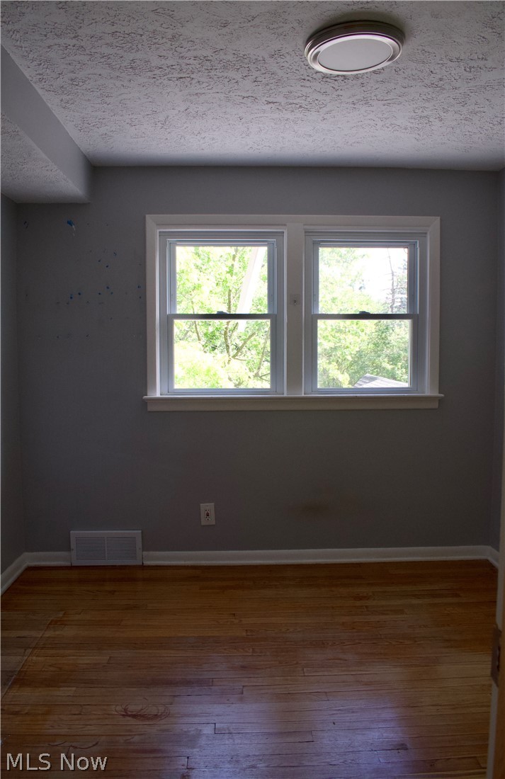 20724 Applegate Road Maple Heights, OH 44137 - Photo 23 of 31 Gallery Image 23
