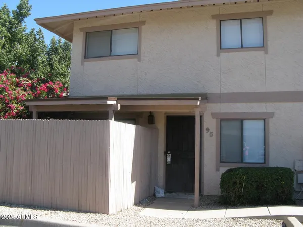 $1,350 | 286 West Palomino Drive, Unit 95, Chandler, AZ 85225