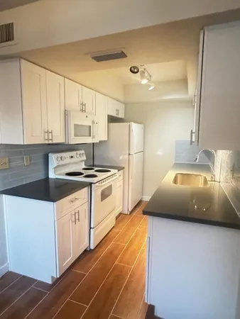 $1,350 | 286 West Palomino Drive, Unit 95, Chandler, AZ 85225