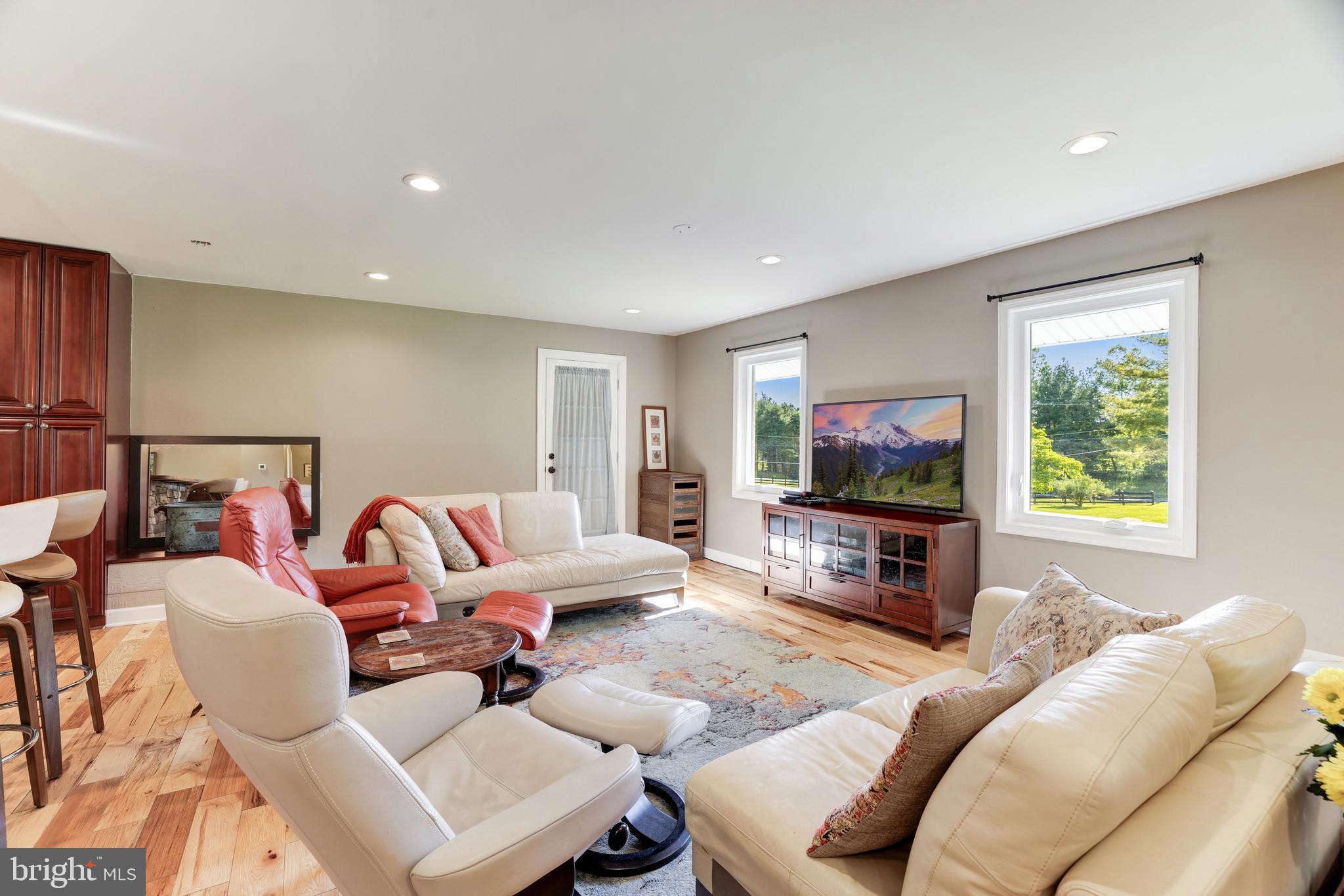 17550 Tranquility Road Purcellville, VA 20132 - Photo 14 of 60