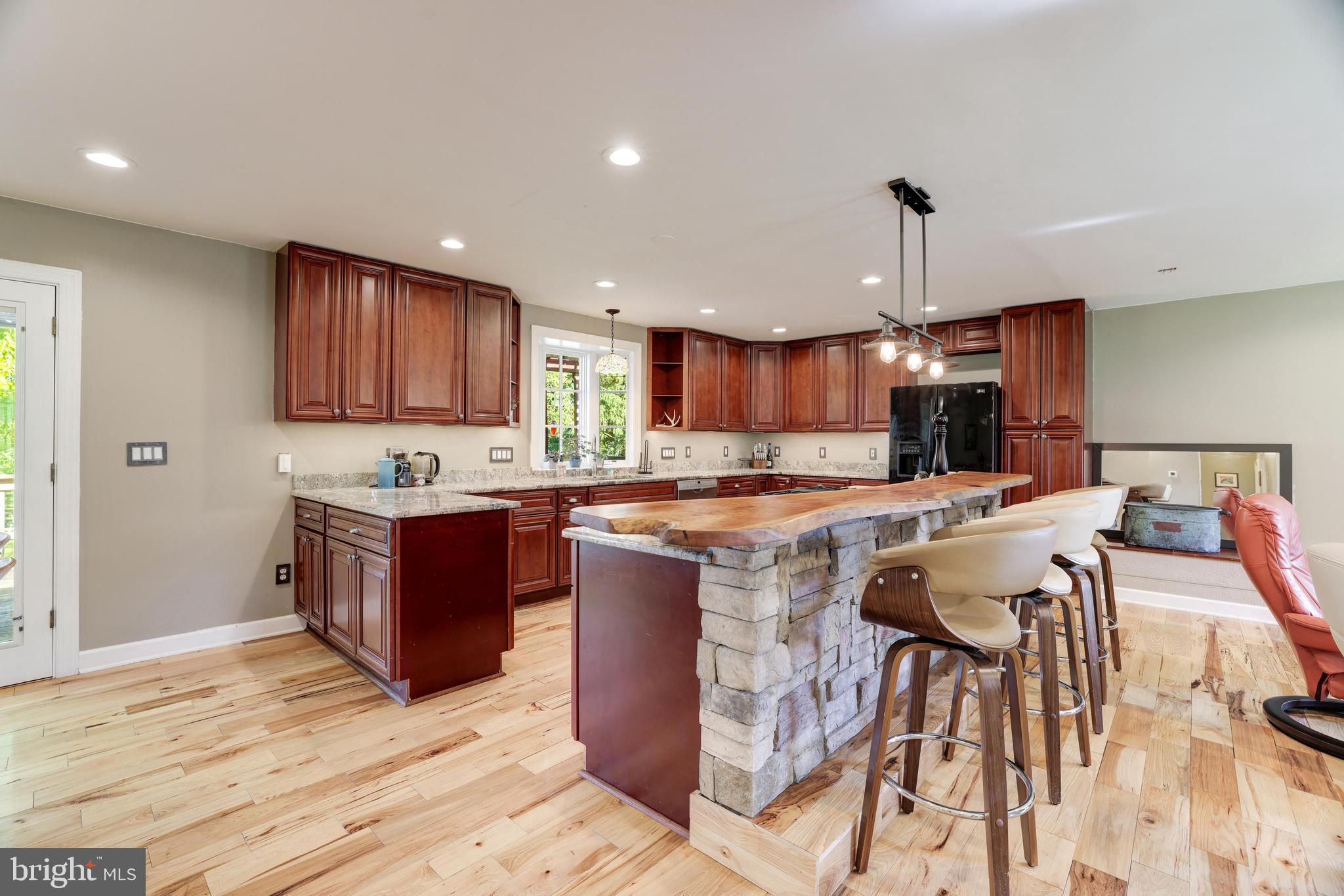 17550 Tranquility Road Purcellville, VA 20132 - Photo 15 of 60 Fabulous Bar Overlooking Living Room