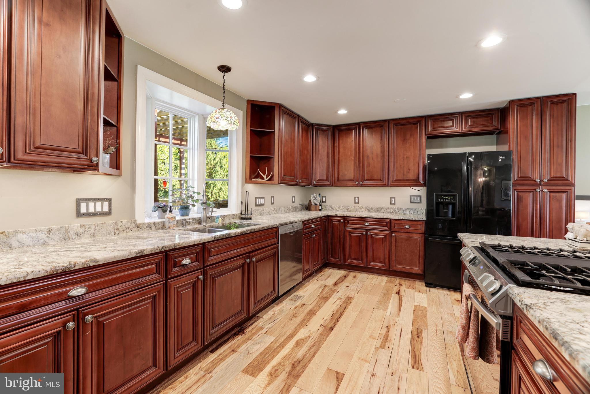 17550 Tranquility Road Purcellville, VA 20132 - Photo 17 of 60 Sweet Bay Window