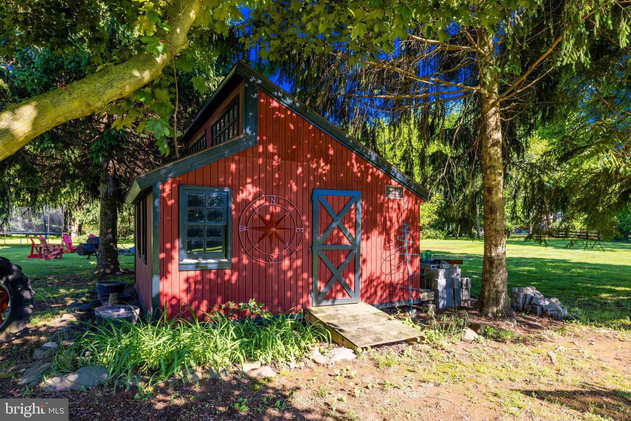 17550 Tranquility Road Purcellville, VA 20132 - Photo 37 of 60 Great Shed