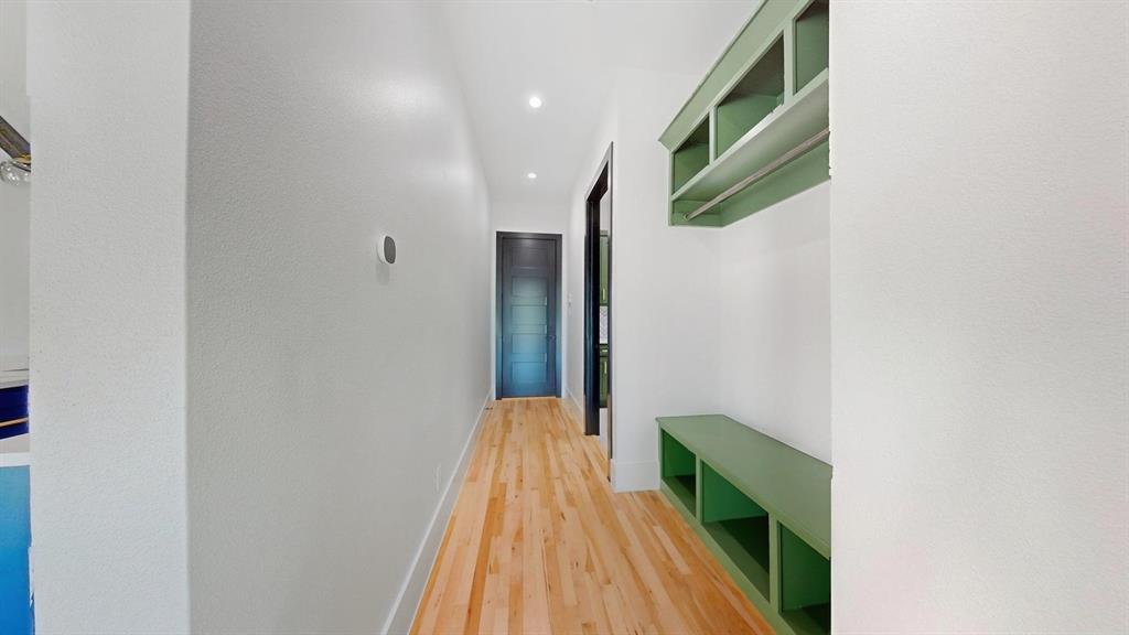 1860 Old Telico Road Ennis, TX 75119 - Photo 23 of 40 a view of balcony