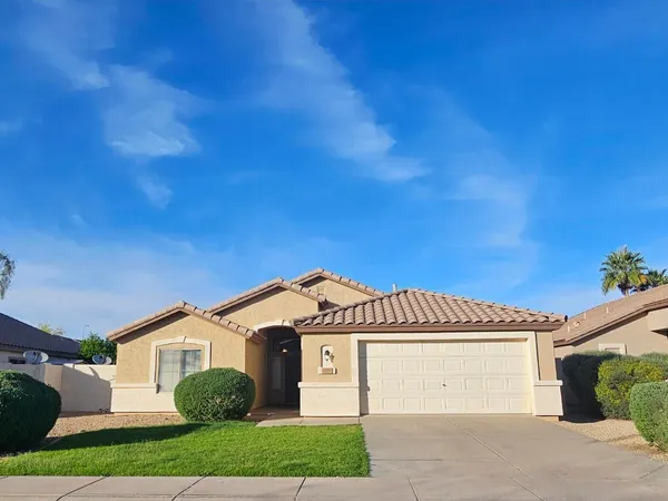 $2,500 | 2294 East Cherry Hills Place, Chandler, AZ 85249