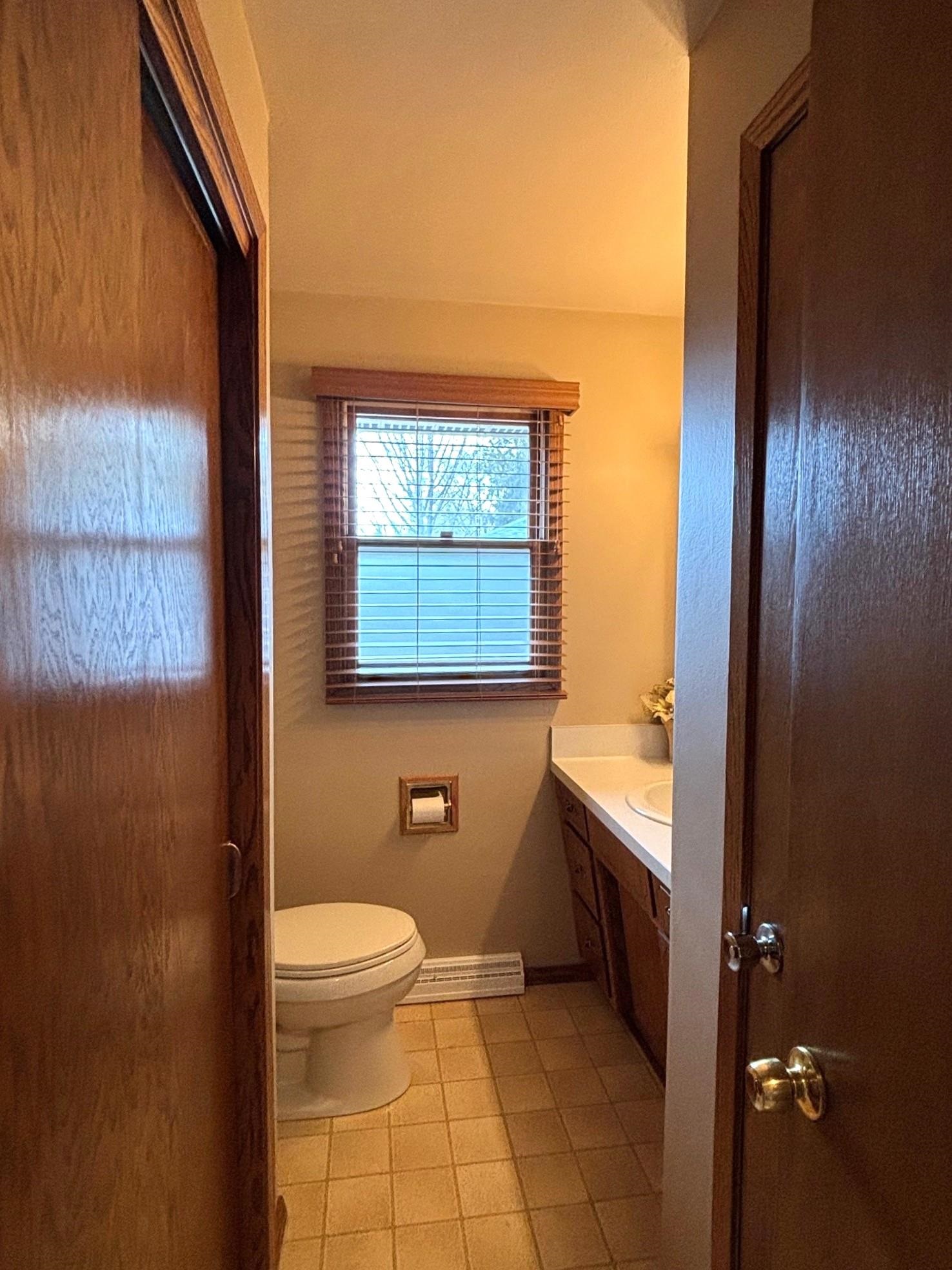 1931 North Summit Street Appleton, WI 54914 - Photo 16 of 17