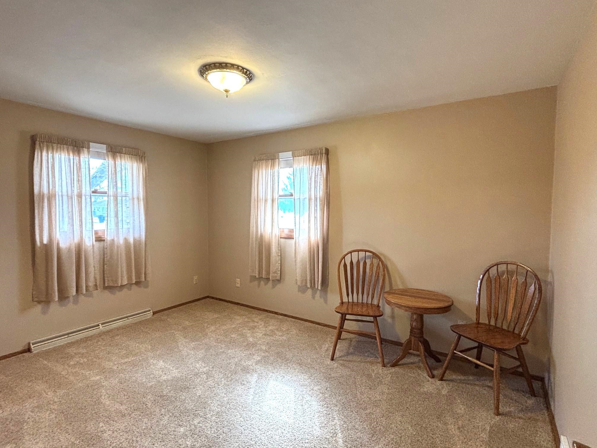 1931 North Summit Street Appleton, WI 54914 - Photo 9 of 17