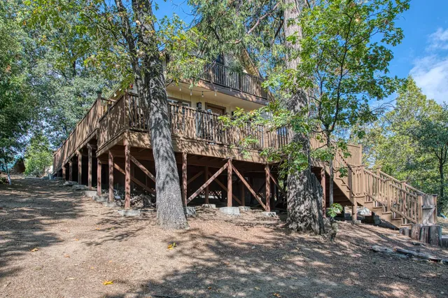 a view of a large building