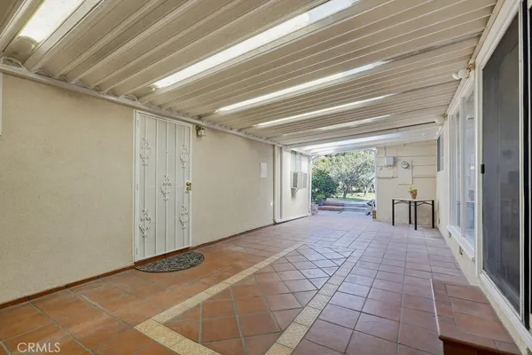 $1,299,000 | 1934 South Robert Lane, Anaheim, CA 92802