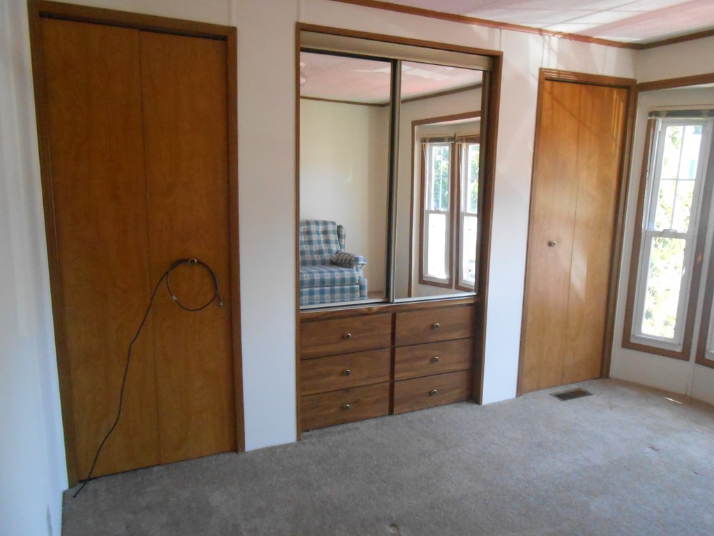 2 Victoria Springfield, MA 01104 - Photo 12 of 19 Gallery Image 12