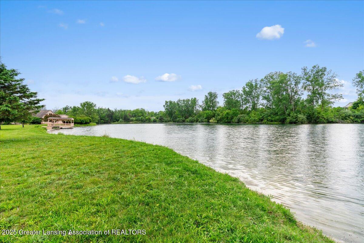 4240 Dell Road Lansing, MI 48911 - Photo 69 of 90 72-Media Jett - 64
