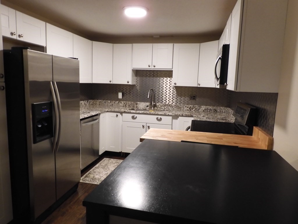 15 Lawrence Road, Unit 30 Rowley, MA 01969 - Photo 2 of 16