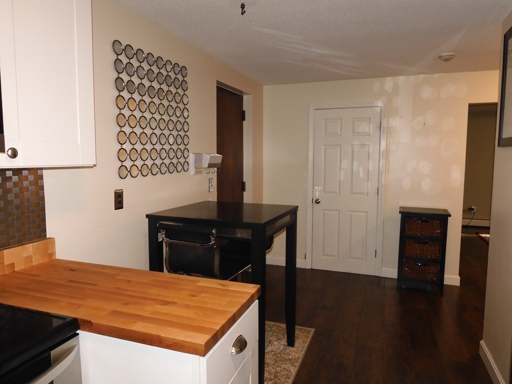 15 Lawrence Road, Unit 30 Rowley, MA 01969 - Photo 6 of 16