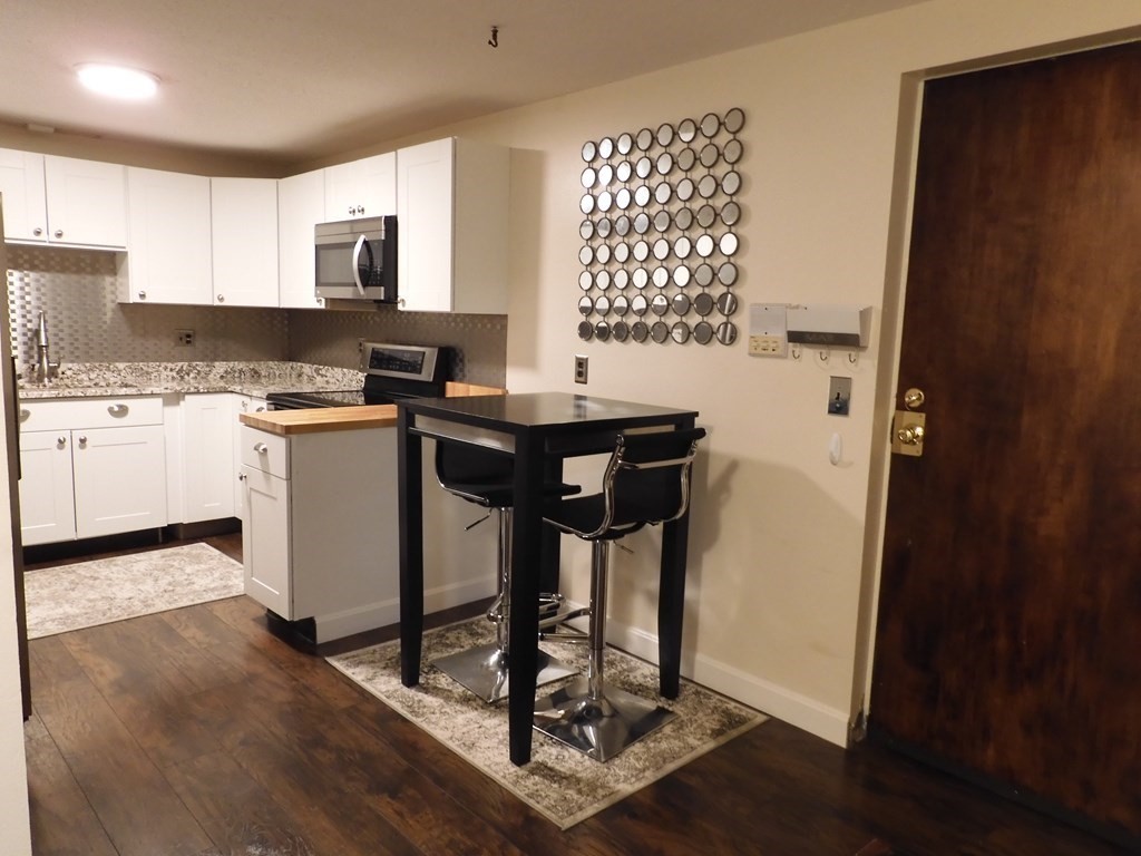 15 Lawrence Road, Unit 30 Rowley, MA 01969 - Photo 7 of 16