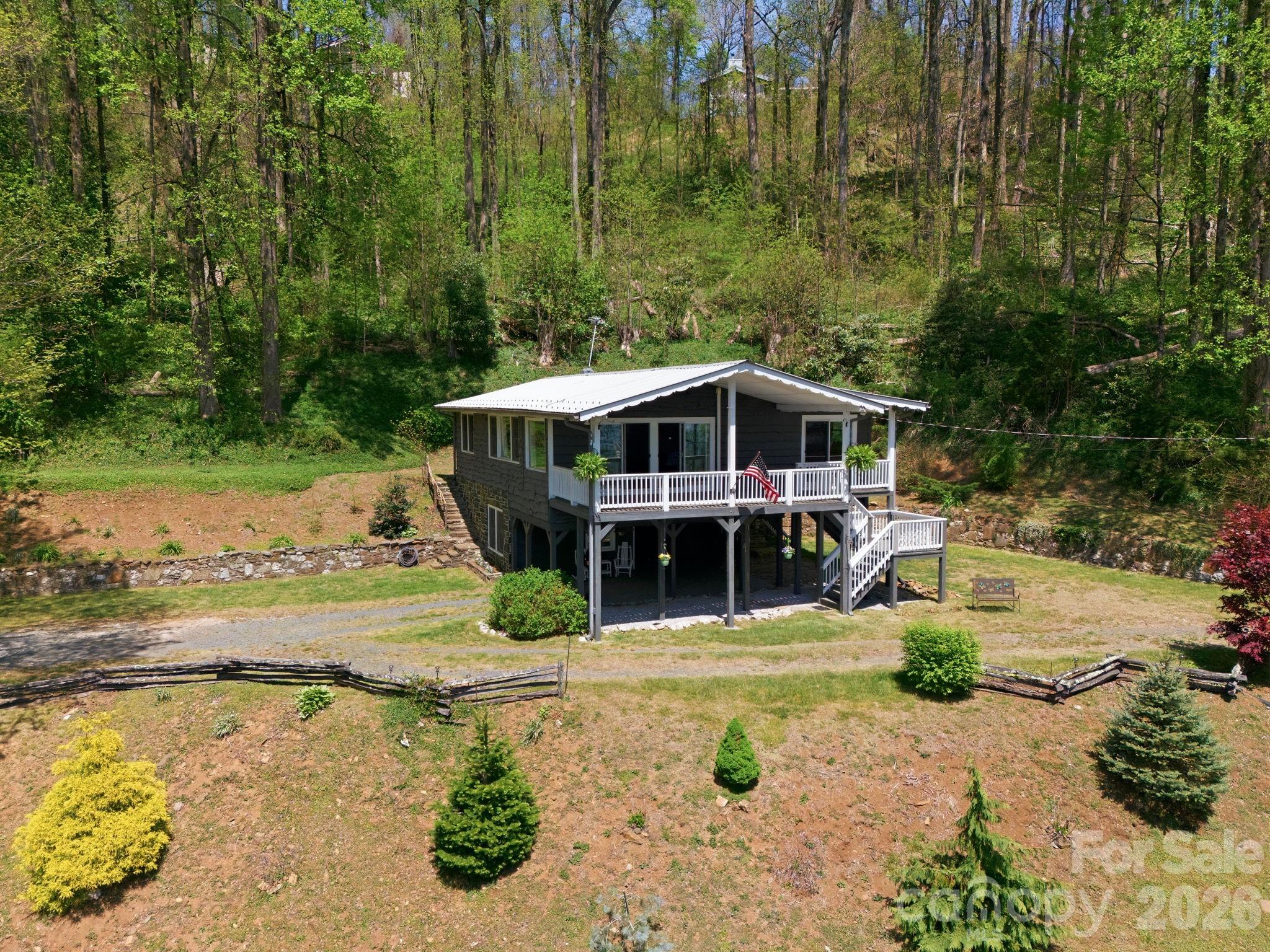 199 Alpine Drive Marion, NC 28752 - Photo 1 of 44