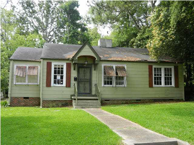 415 East Ridgeway Street Jackson, MS 39206 - Photo 1 of 25 Photo 1