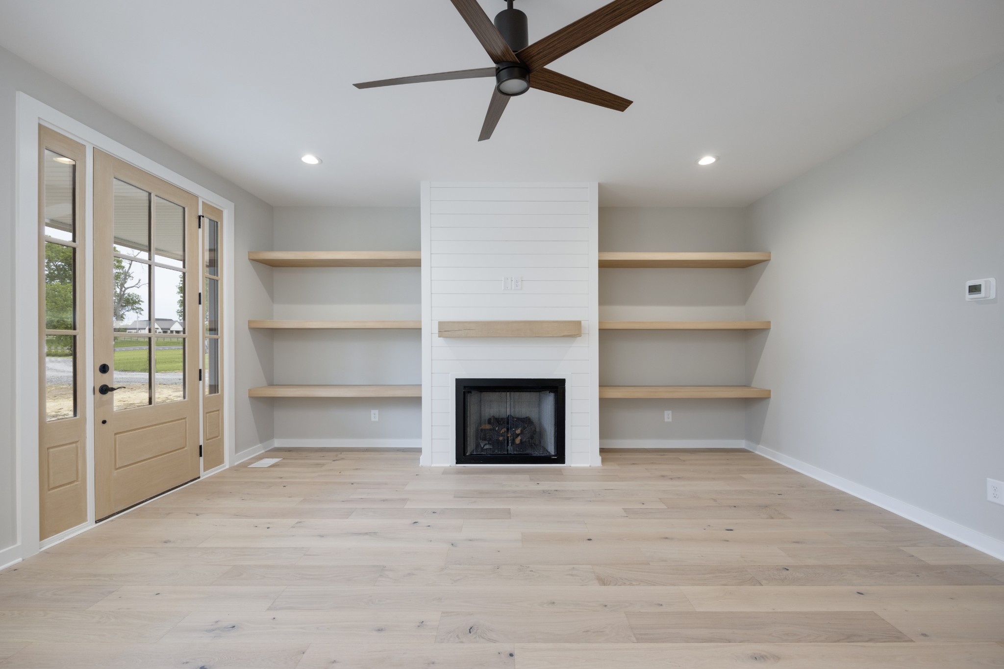 248 Dink Rut Road Portland, TN 37148 - Photo 13 of 41 a room with walk in closet and a window
