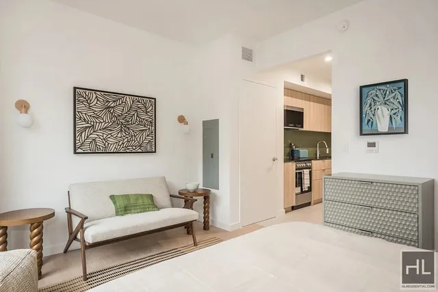 $3,125 | 975 Nostrand Avenue, Unit 302 | Crown Heights