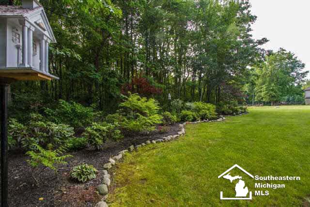 3967 West Rauch Petersburg, MI 49270 - Photo 37 of 37 21131025-36.JPG