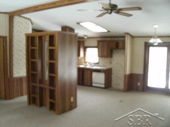 225 Adams Road Saginaw, MI 48609 - Photo 2 of 10 20063187-1.JPG
