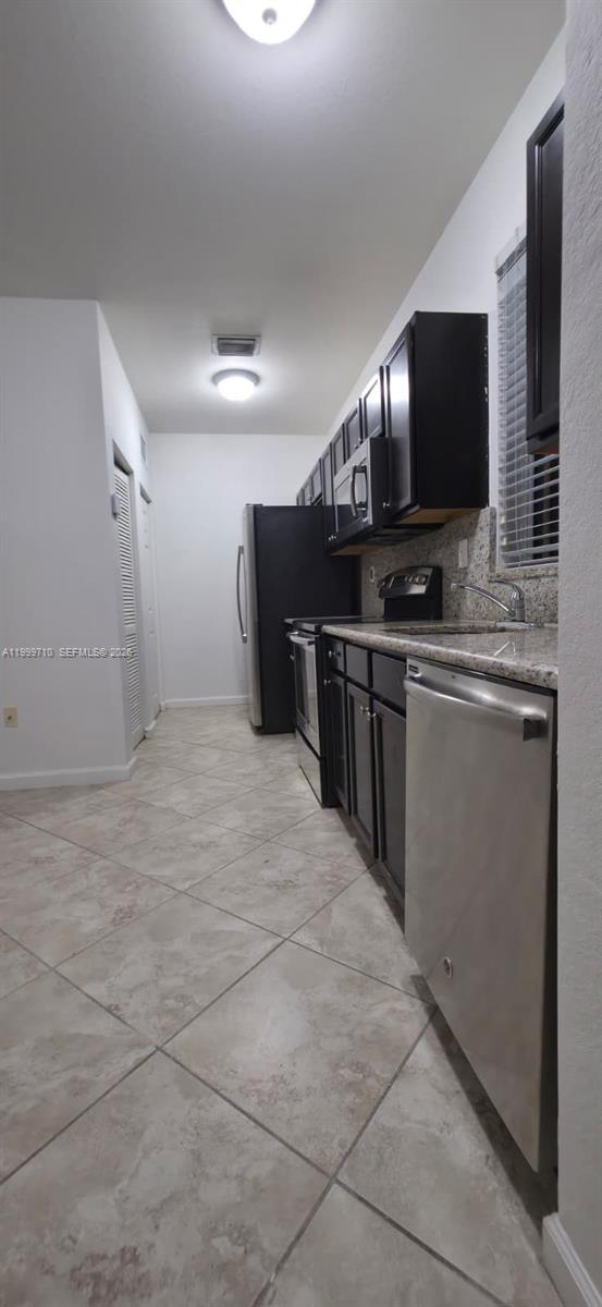 9160 Southwest 171st Court, Unit STUDIO Miami, FL 33196 - Photo 3 of 10