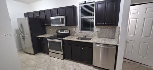 $1,700 | 9160 Southwest 171st Court, Unit STUDIO, Miami, FL 33196