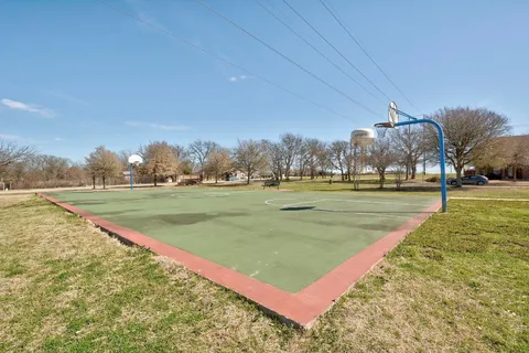 a view of a golf course