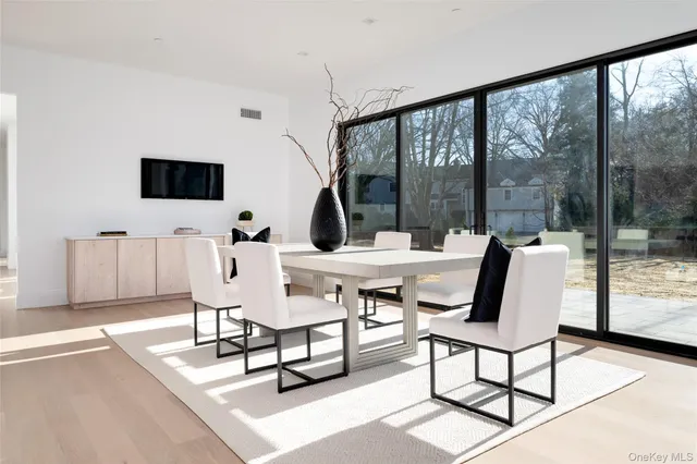 $5,695,000 | 144 Wendover Road, Rye, NY 10580