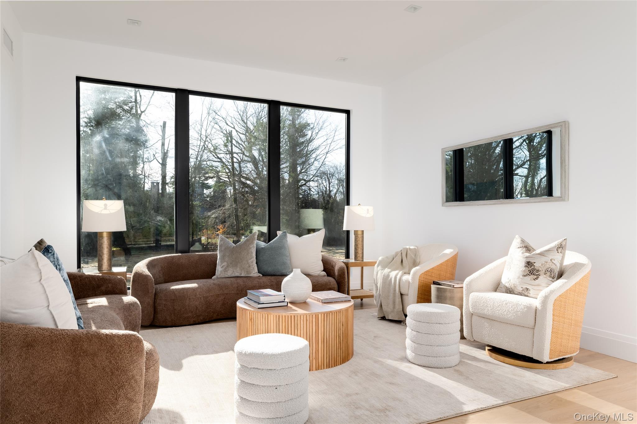 144 Wendover Road Rye, NY 10580 - Photo 5 of 33