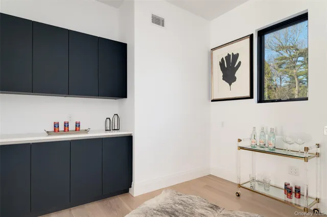 $5,695,000 | 144 Wendover Road, Rye, NY 10580