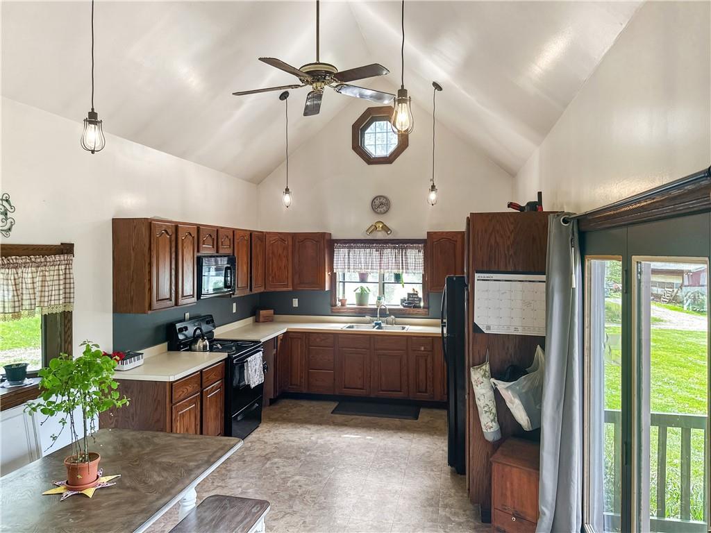 189 Byron Center Road Emlenton, PA 16373 - Photo 9 of 31 Gallery Image 9
