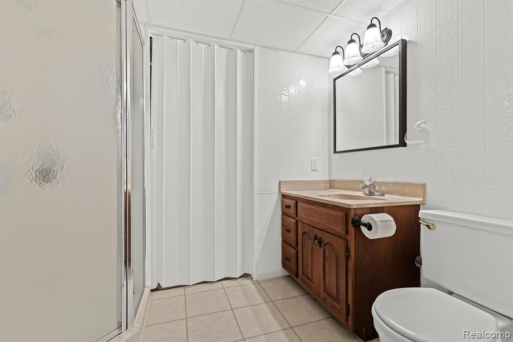 9248 Hartland Road Fenton, MI 48430 - Photo 23 of 36