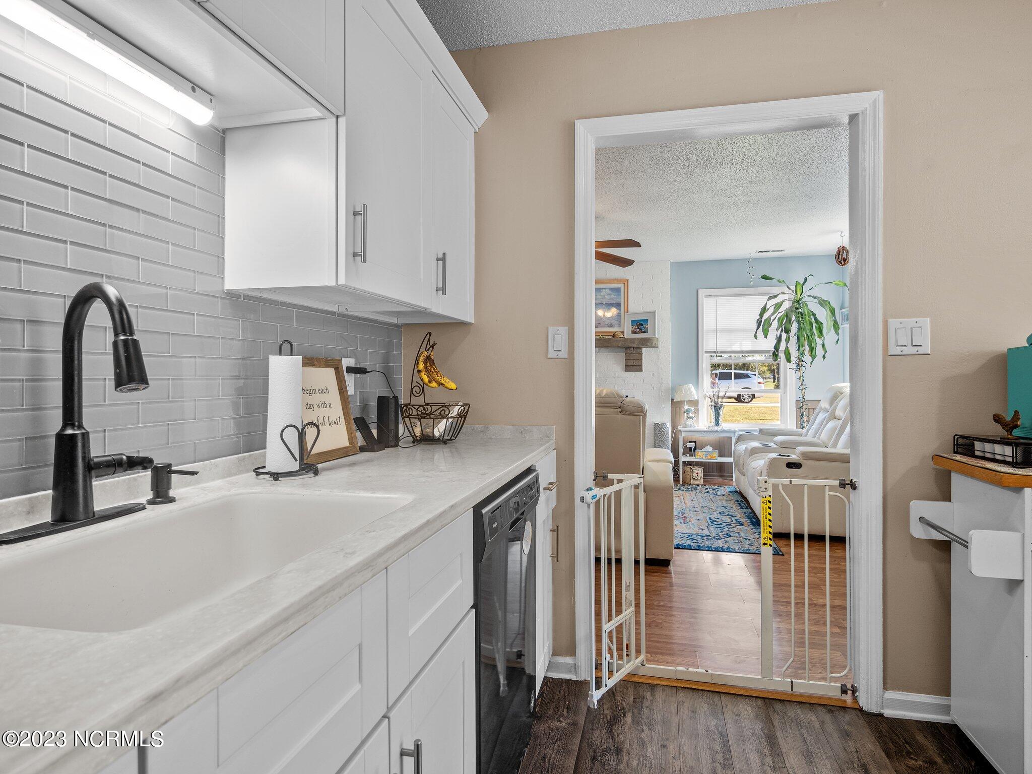 312 Riggs Road Hubert, NC 28539 - Photo 21 of 36 48-web-or-mls-PA249287