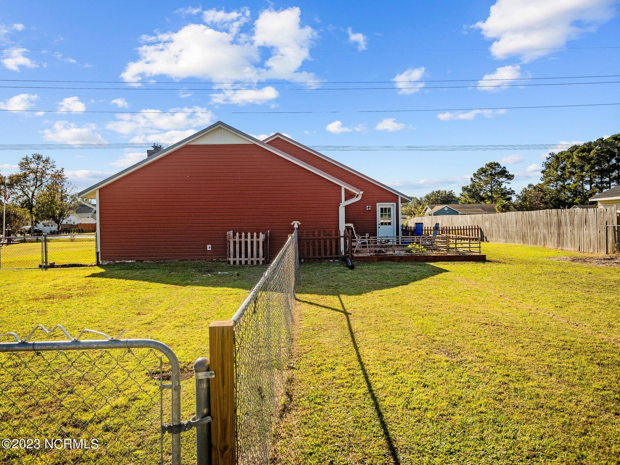 312 Riggs Road Hubert, NC 28539 - Photo 8 of 36 19-web-or-mls-PA249063