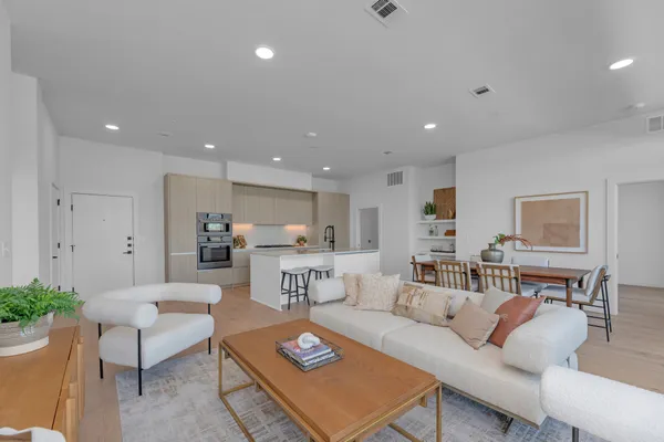 $1,199,000 | 2209 South 1st Street, Unit 403, Austin, TX 78704
